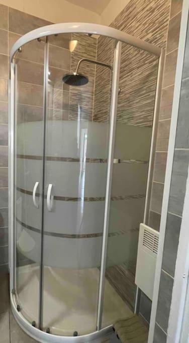 Agreable Gite Au Coeur Du Centre Ville 4 Personnes Chagny  Exterior foto