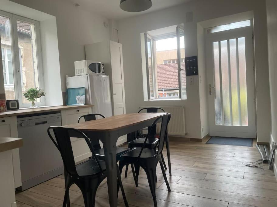 Agreable Gite Au Coeur Du Centre Ville 4 Personnes Chagny  Exterior foto